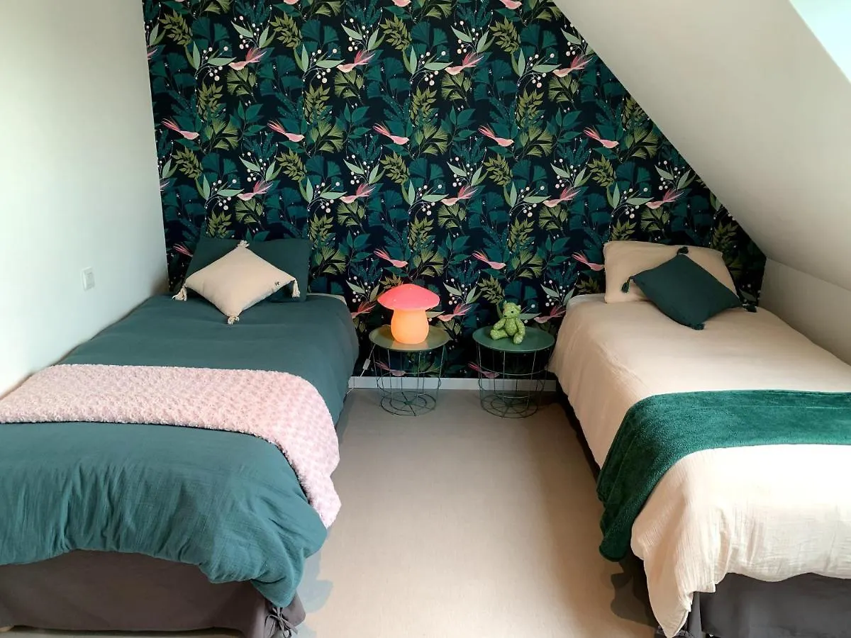 Holiday home L'Escale 551, Gite Santec A 250M De La Plage